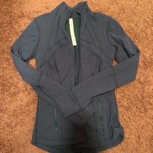 SOLD: Lululemon Define Jacket - Size 6